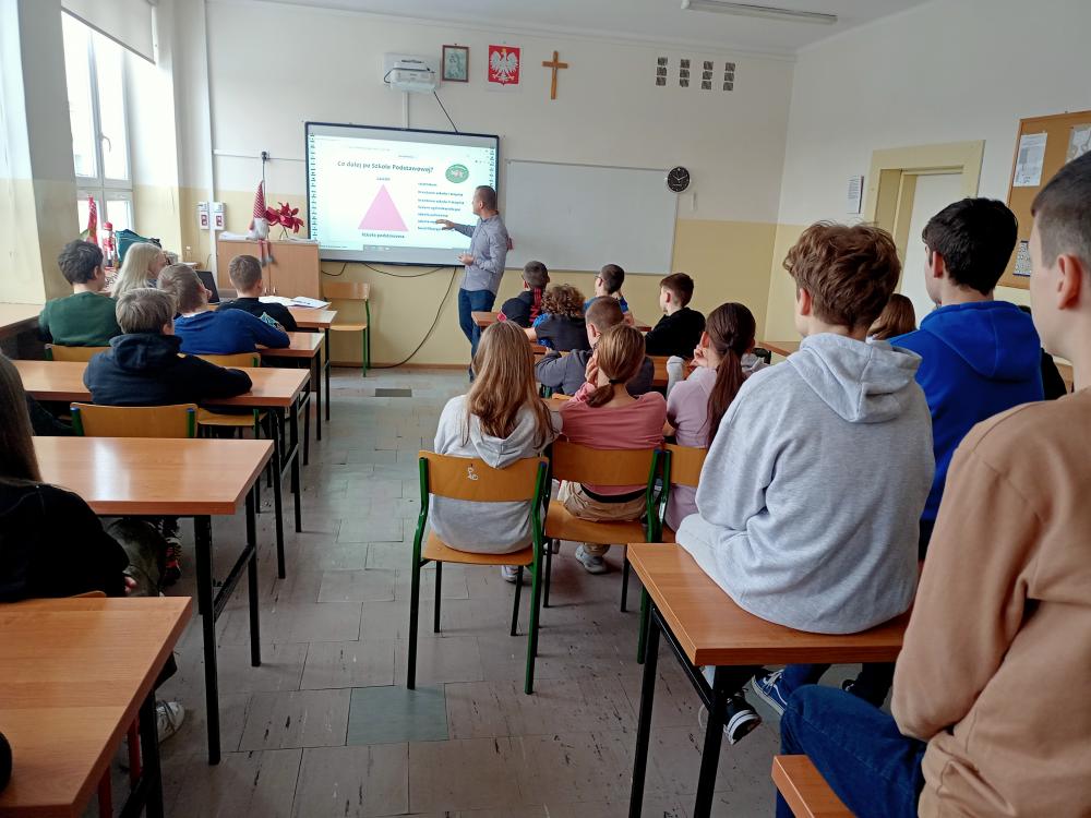 Zdjęcie galerii artykułu: prowadzenie zajęć w szkole pt. Super zawodowcy2 - prowadzenie zajęć w szkole pt. Super zawodowcy2